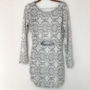 Gorgeous long sleeve, knit bodycon dress